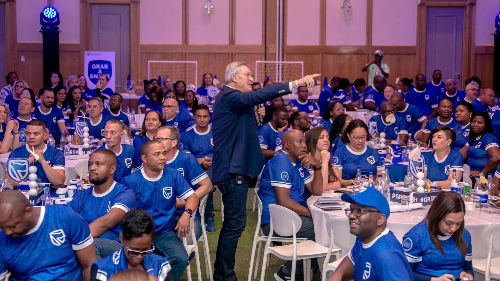 Stef du Plessis facilitating a leadership culture session